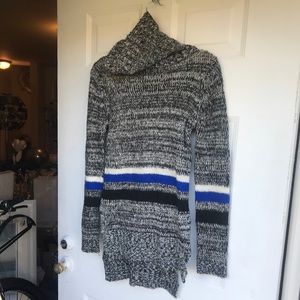 Romeo + Juliet couture turtleneck dress size S